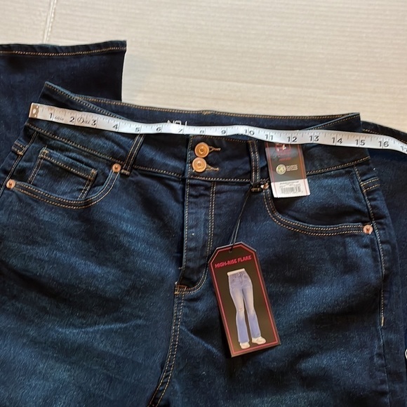 NWT-no boundaries-size 13-dark wash-double button, high-rise flare, jeans - Picture 8 of 12